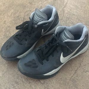 Nike hyperspike volleyball shoes size 8